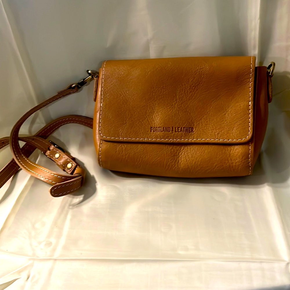 Portland Leather Goods Metro Mini Almond
